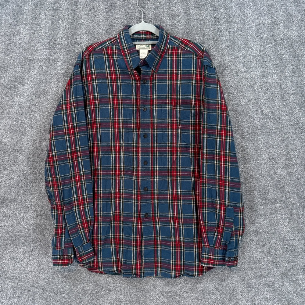 L.L Bean Plaid Shirt Mens Medium Blue Red Flannel Button Down Cotton Outdoor